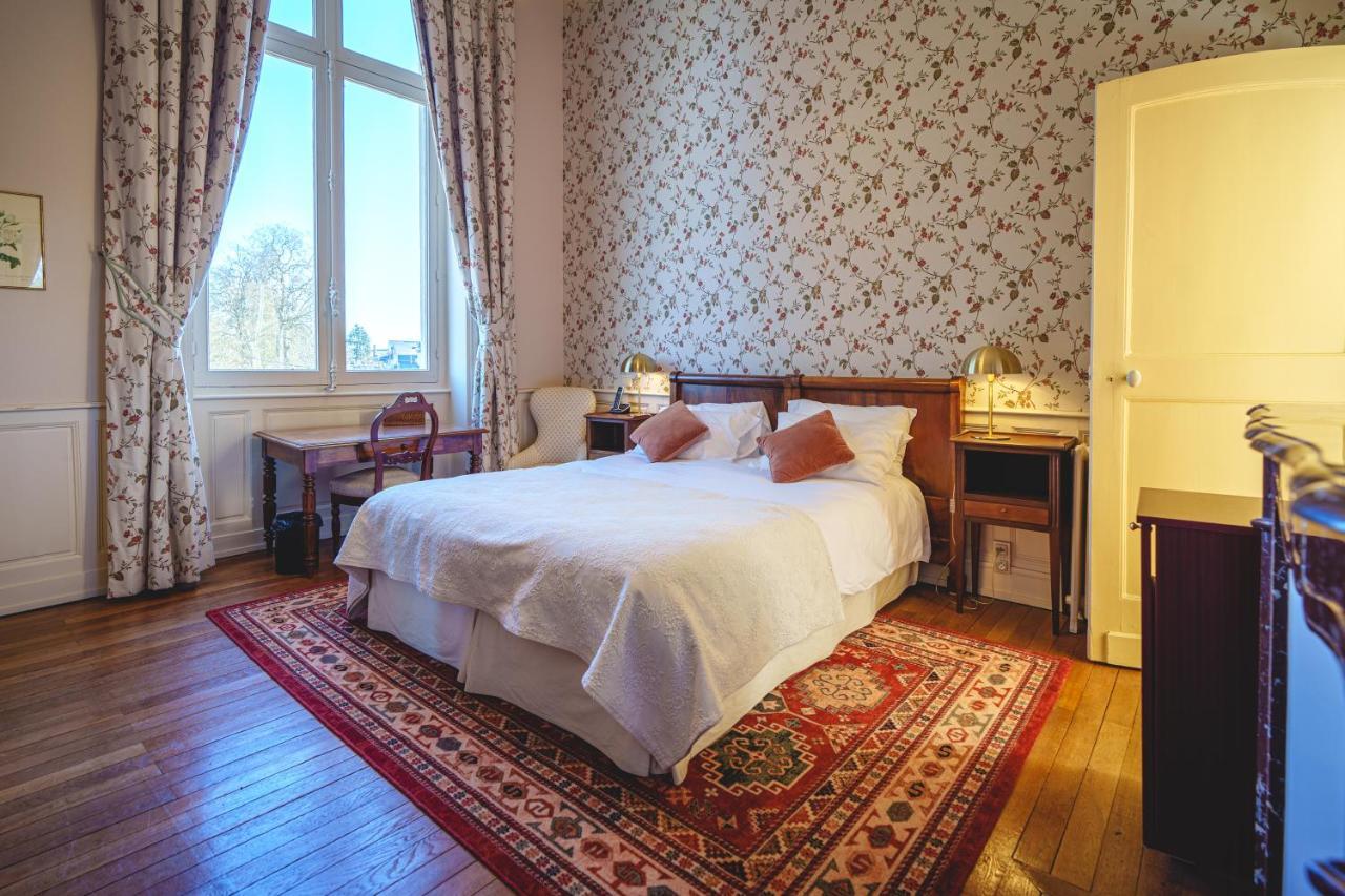 Chateau La Comtesse De Loire & Spa โซมูร์ ภายนอก รูปภาพ
