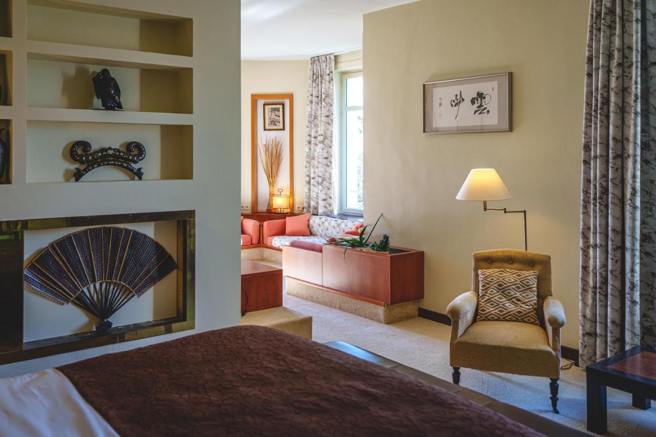 Chateau La Comtesse De Loire & Spa โซมูร์ ภายนอก รูปภาพ