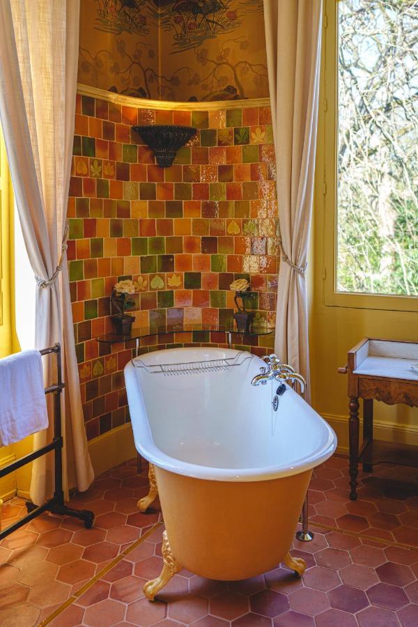 Chateau La Comtesse De Loire & Spa โซมูร์ ภายนอก รูปภาพ