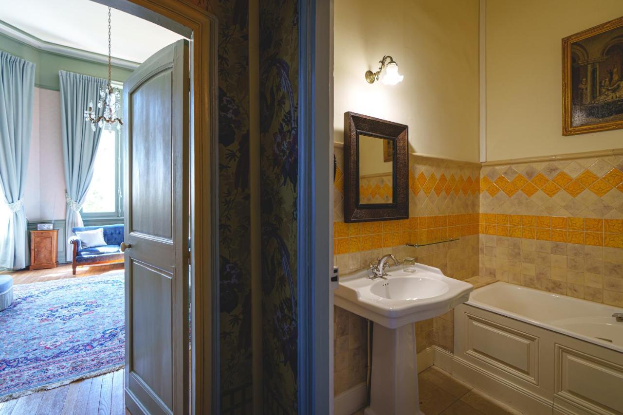 Chateau La Comtesse De Loire & Spa โซมูร์ ภายนอก รูปภาพ